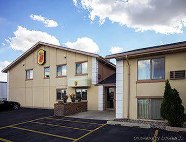 Hotel Super 8 By Wyndham Marshall Mn Esterno foto